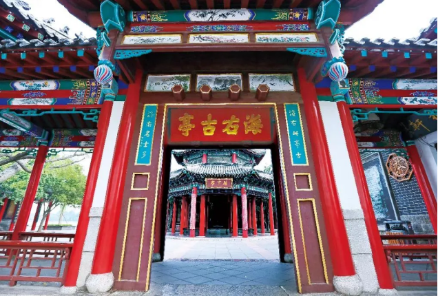 一湖碧波一湖詩(shī)